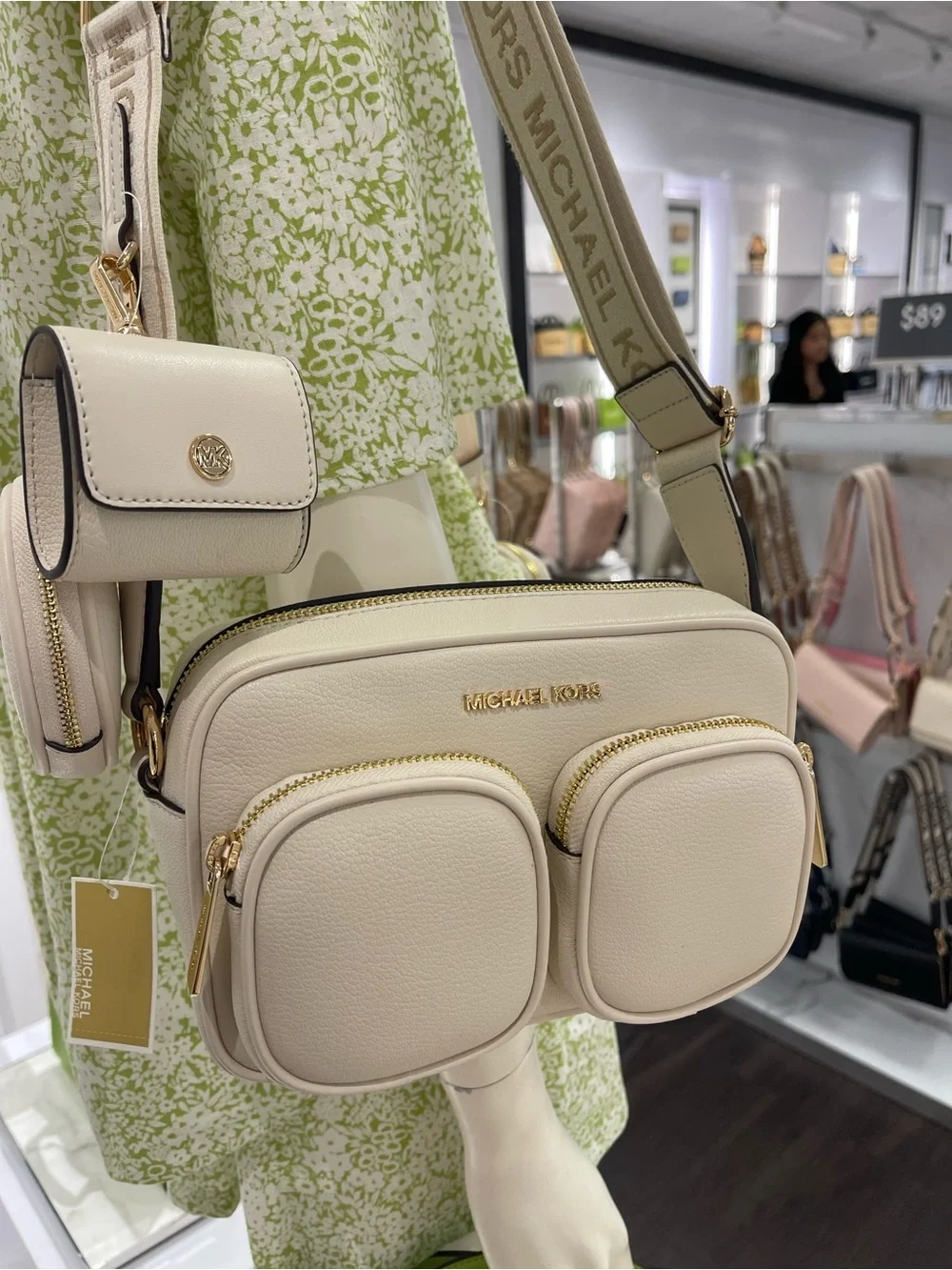 Michael Kors JST Md Pocket Leather Messenger XBody With Attachments Crossbody